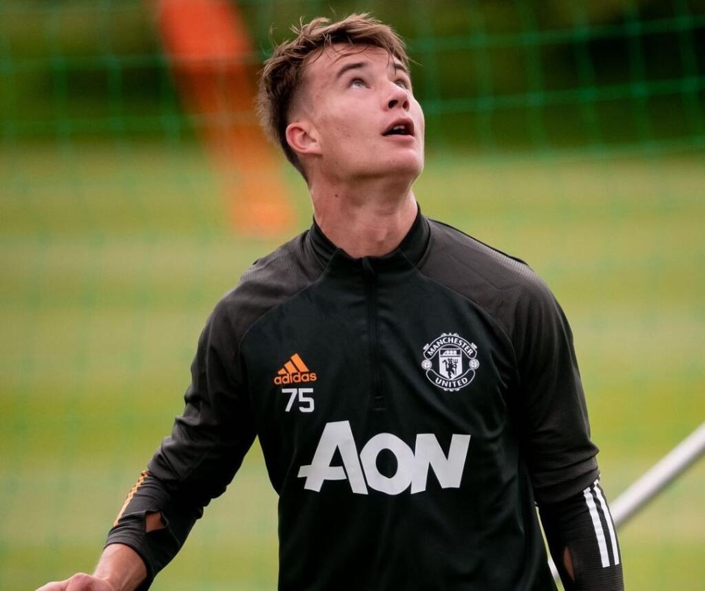 Talentovaný slovenský futbalista odmalička fandil Manchestru United a už päť rokov je aj jeho súčasťou.