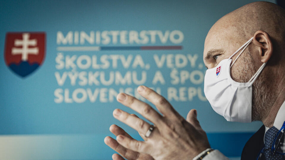 Na snímke minister školstva, vedy, výskumu a športu Branislav Gröhling.