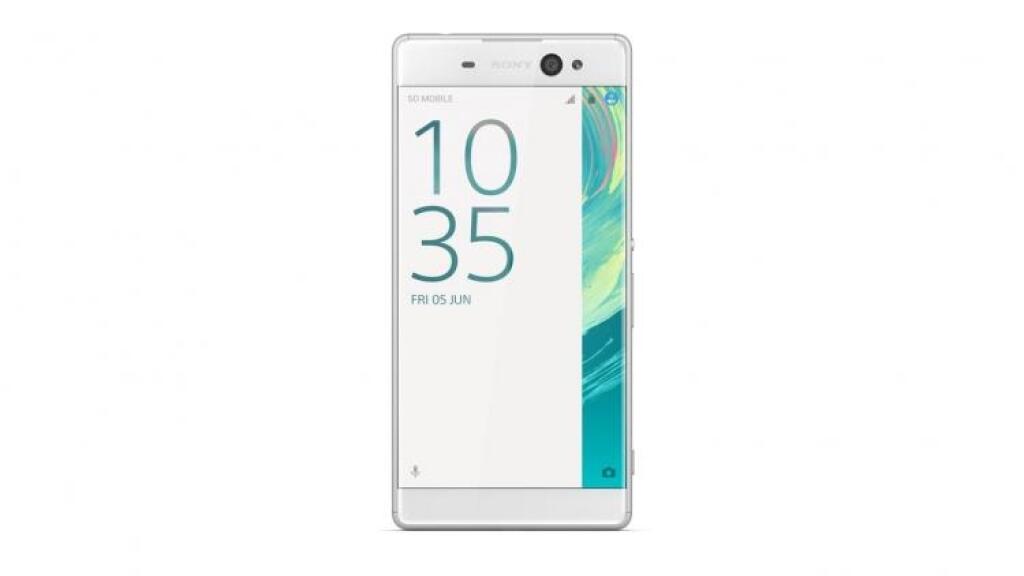 Sony Xperia XA Ultra je selfie obor s HDR bleskom