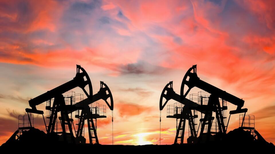 Crude,Oil,Pumpjack,On,Sunset.,Fossil,Crude,Output,And,Fuels
