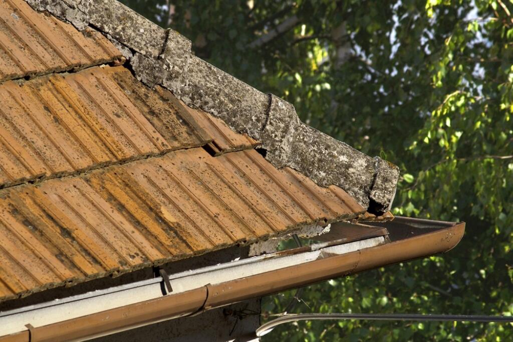 Skontrolujte si strechu po zime a pouvažujte nad jej výmenou