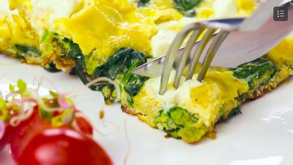 Fritatta so špenátom a šunkou
