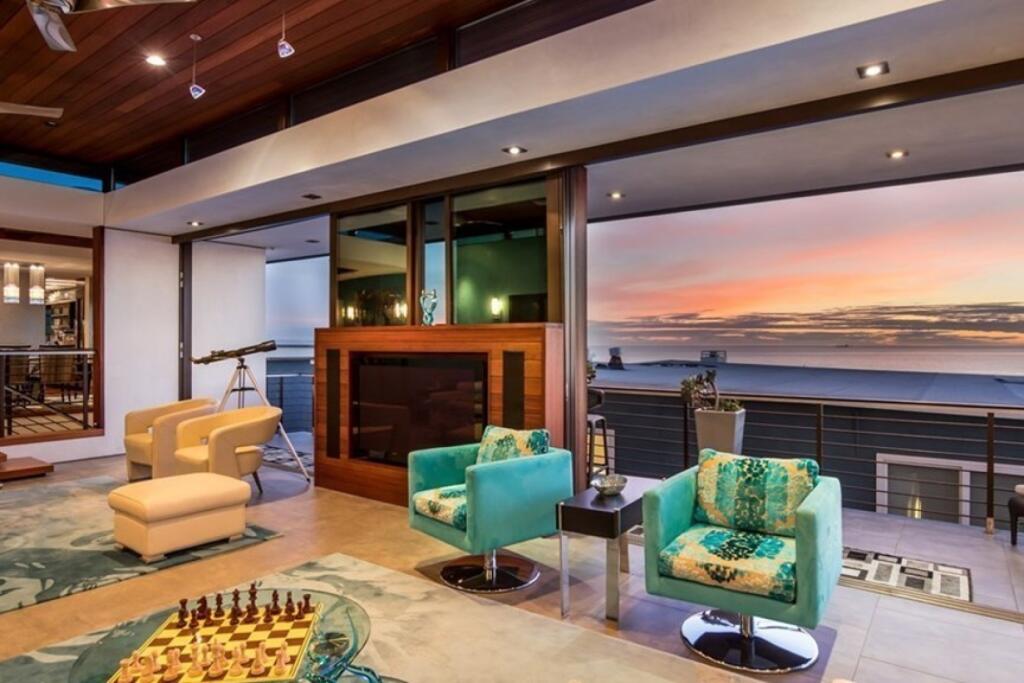 Takto vyzerá dom Mariána Gáboríka na Manhattan Beach v Los Angeles.