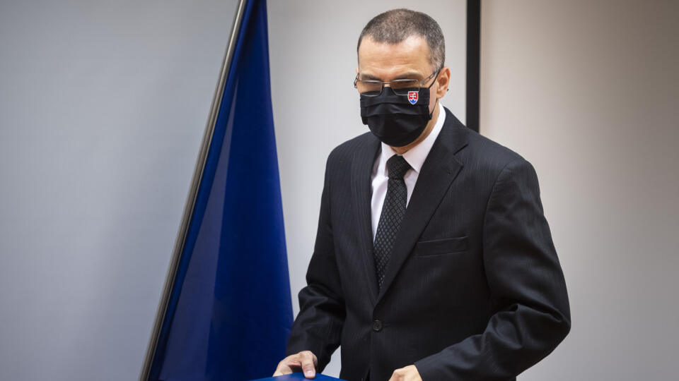 Generálny prokurátor Maroš Žilinka zrušil niektoré obvinenia v akcii Víchrica. Jedného obvinenia zbavil aj bývalú podpredsedníčku Najvyššieho súdu Jarmilu Urbancovú.
