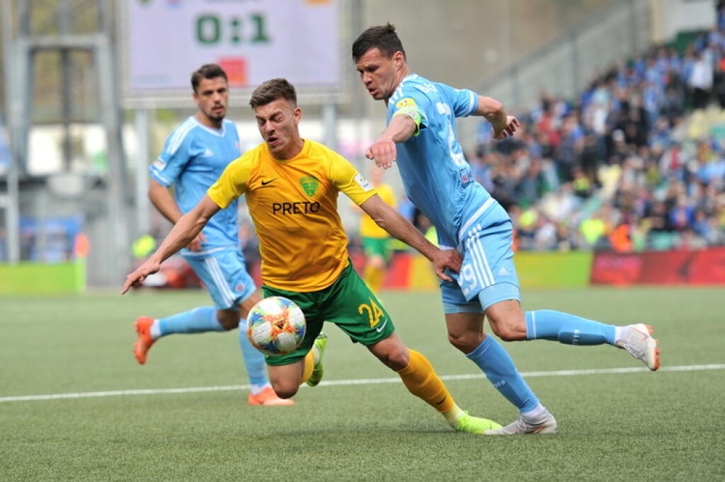 Futbalisti ŠK Slovan Bratislava sa stali novým majstrom Fortuna ligy.