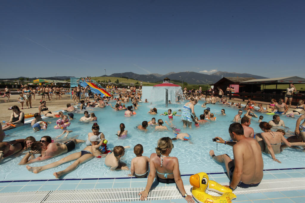 Voda: Leto bez vody a kúpania akoby ani nebolo! Na Slovensku máme 14 priehradných nádrží a desiatky prírodných kúpalísk. Na svoje si prídu malí aj veľkí, skúsení plavci aj začiatočníci.