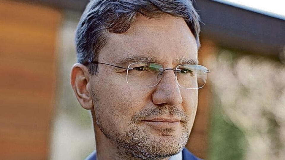 Najbohatším Slovákom v roku 2021bol podľa Forbesu s majetkom 1,5 miliardy eur Ivan Chrenko.