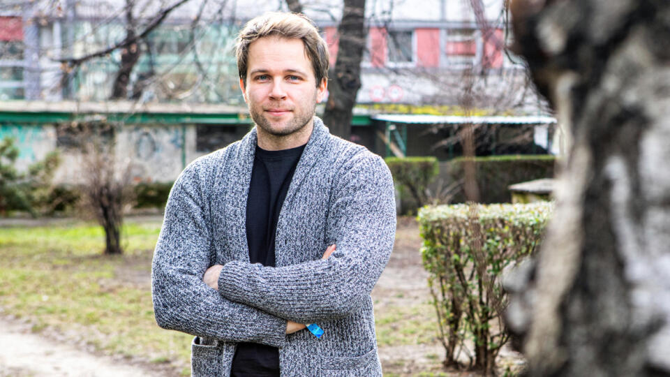 Tomáš Bezdeda na pravú lásku ešte len čaká.