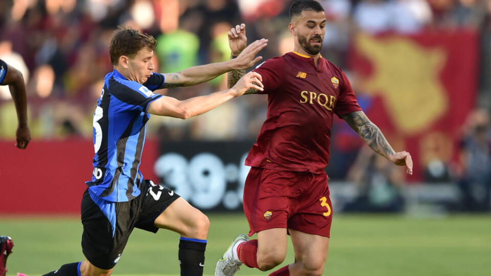 Nicolo Barella (Inter Miláno) a Leonardo Spinazzola (Rím)