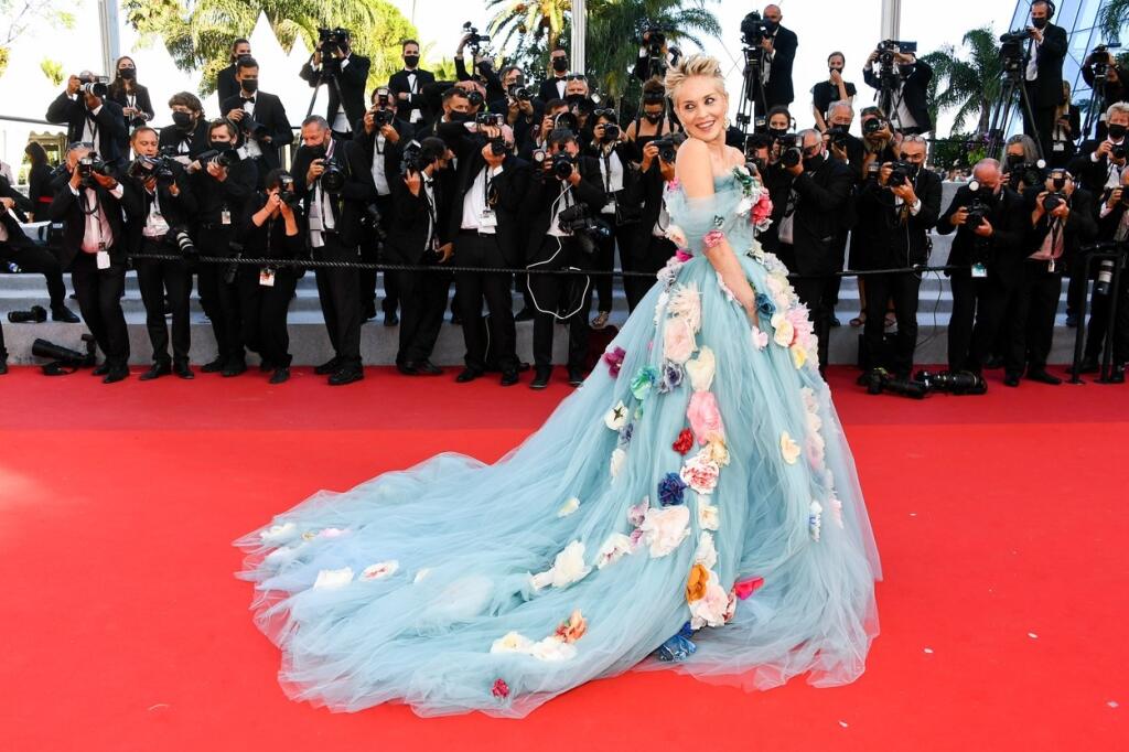 Hviezdou večera bola herečka Sharon Stone.