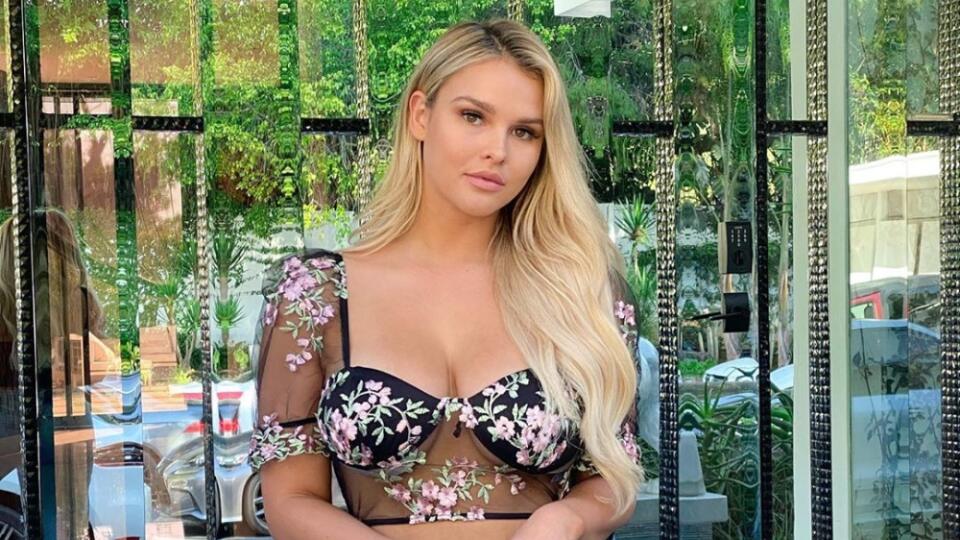 Kinsey Wolanski