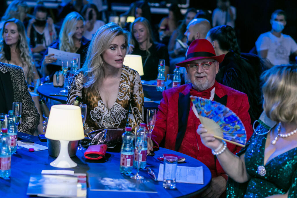 Na snímke je Silvia Šuvadová a Jozef Oklamčák počas galavečera súťaže krásy Miss Slovensko 2021.