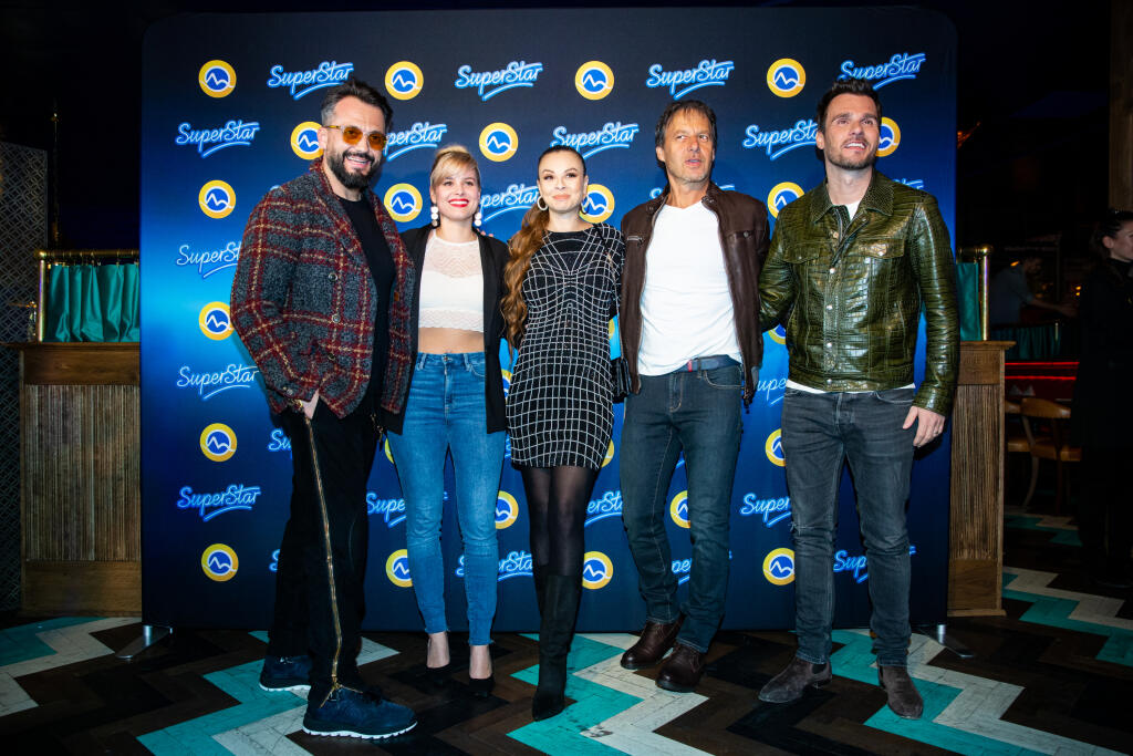 SuperStar párty v jednom z bratislavských podnikov. Na snímke Marián Čekovský, Patricie Pagáčová, Monika Bagárová, Pavol Habera a Leoš Mareš.