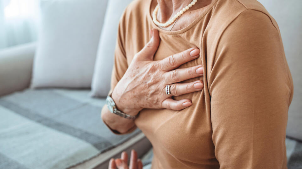 Portrait,Of,Elderly,Woman,Having,Heart,Attack.,Old,Age,,Health