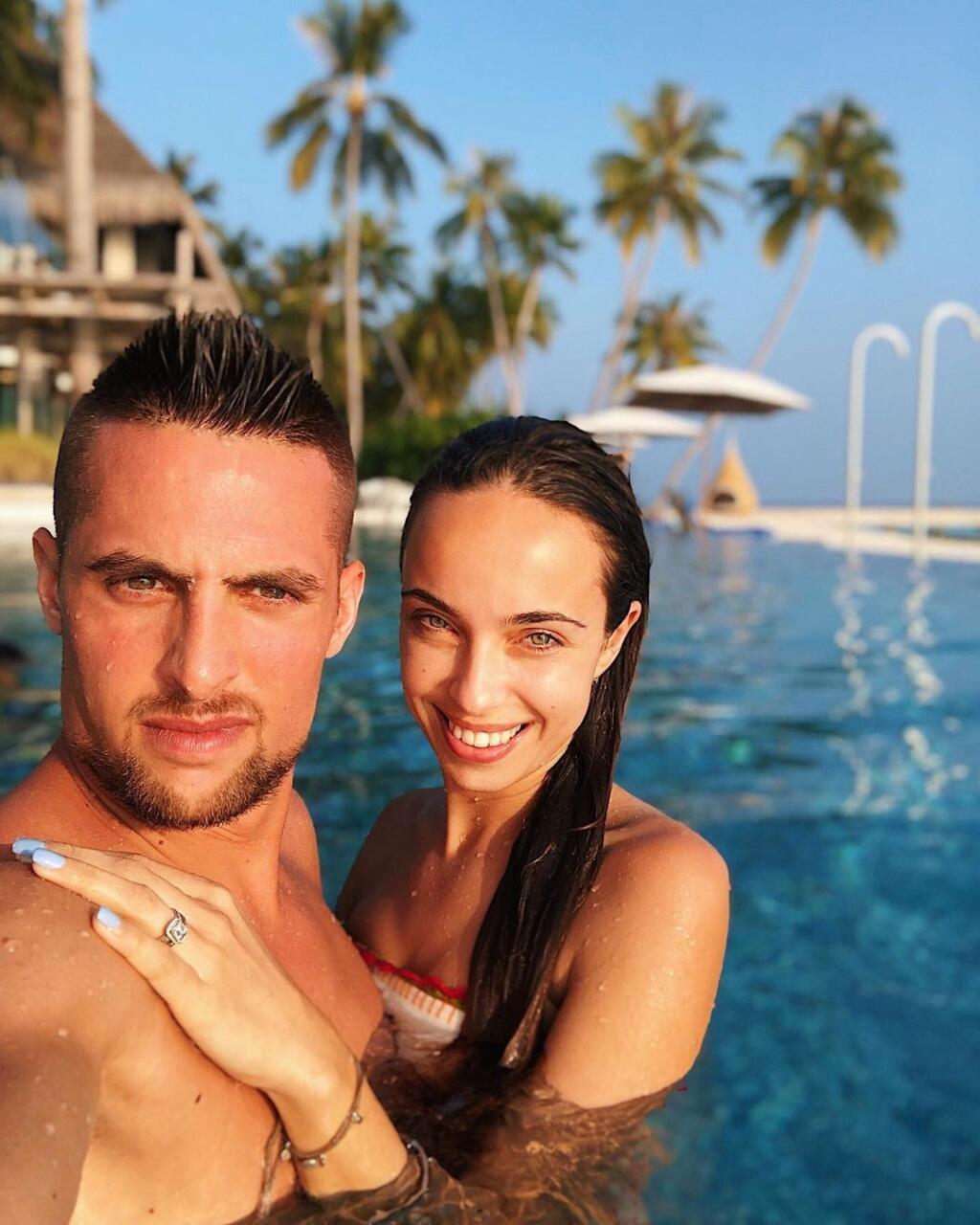 Robo a Zuzana tvoria pár už niekoľko rokov, spolu vychovávajú dvoch synov, ktorí akoby nášmu futbalistovi z oka vypadli.