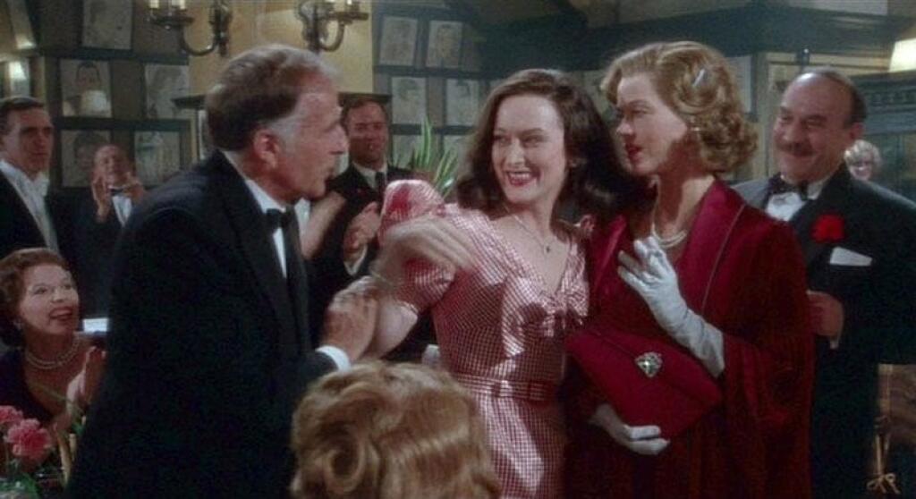 Meryl Streep (72): Júlia (1977): Než sa stala herečkou s najväčším počtom oscarových sošiek, sekundovala vo filme o dramaturgičke v podaní Jane Fondy, ktorá pašuje peniaze do nacistického Nemecka.