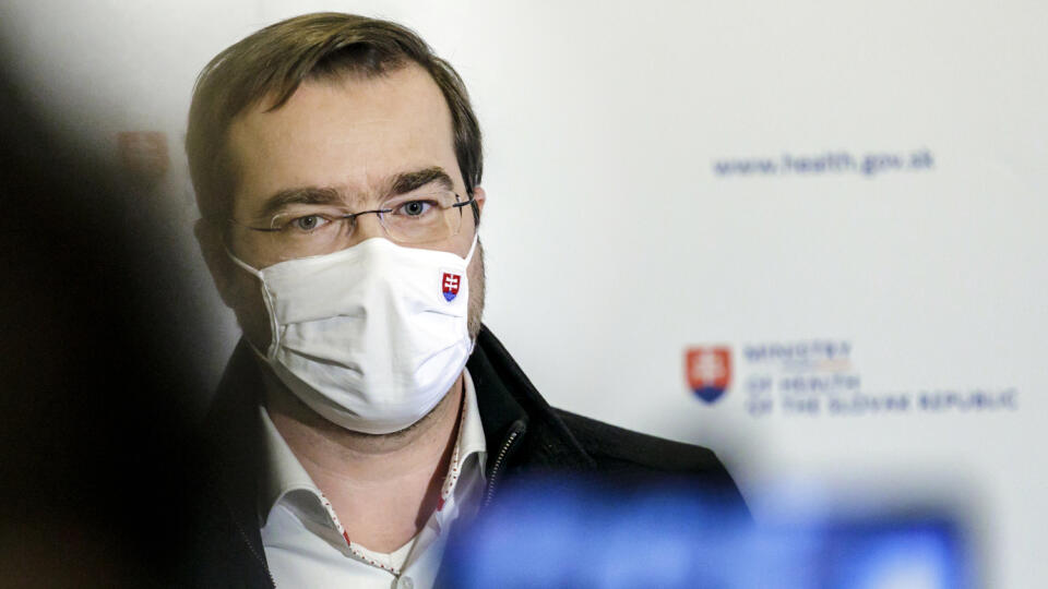 Na snímke minister zdravotníctva SR Marek Krajčí (OĽANO) počas tlačovej konferencie Ministerstva zdravotníctva SR k aktuálnej pandemickej situácii 15. januára 2021 v Bratislave FOTO TASR - Dano Veselský