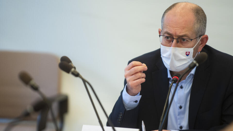 Na snímke predseda Výboru NR SR pre hospodárske záležitosti Peter Kremský (OĽaNO) počas rokovania parlamentného výboru v Bratislave v utorok 12. janára 2021. FOTO TASR - Jakub Kotian