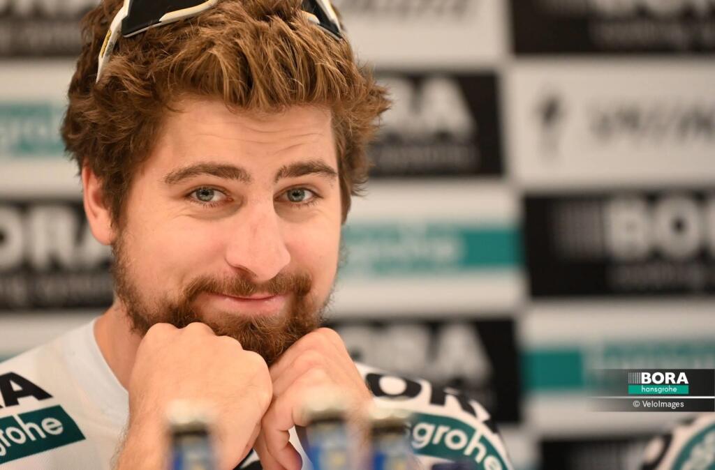 Fenomenálny slovenský cyklista Peter Sagan poberá od svojho nemeckého zamestnávateľa Bory-Hansgrohe ročný plat 6 miliónov eur. Avšak, to nie sú odmeny za jednotlivé preteky.