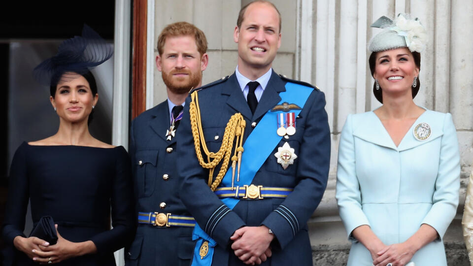 Rebríčku najlenivejších monarchov kraľujú, paradoxne, tí najmladší – vojvodkyňa Meghan, princ Harry, princ William a vojvodkyňa Kate. Samozrejme, treba brať do úvahy, že Meghan je aristokratkou len od mája a Kate má za sebou tehotenstvo a pôrod.