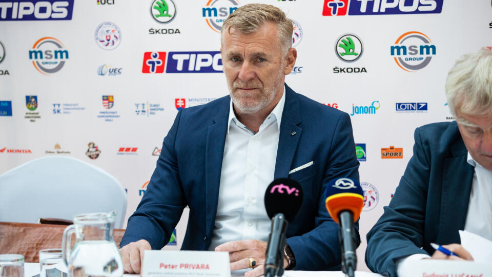 Tlačová konferencia pri príležitosti predstavovania trate a účastníkov cyklistických pretekov Okolo Slovenska 2019 v jednom z bratislavských hotelov. Na snímke Peter Privara.