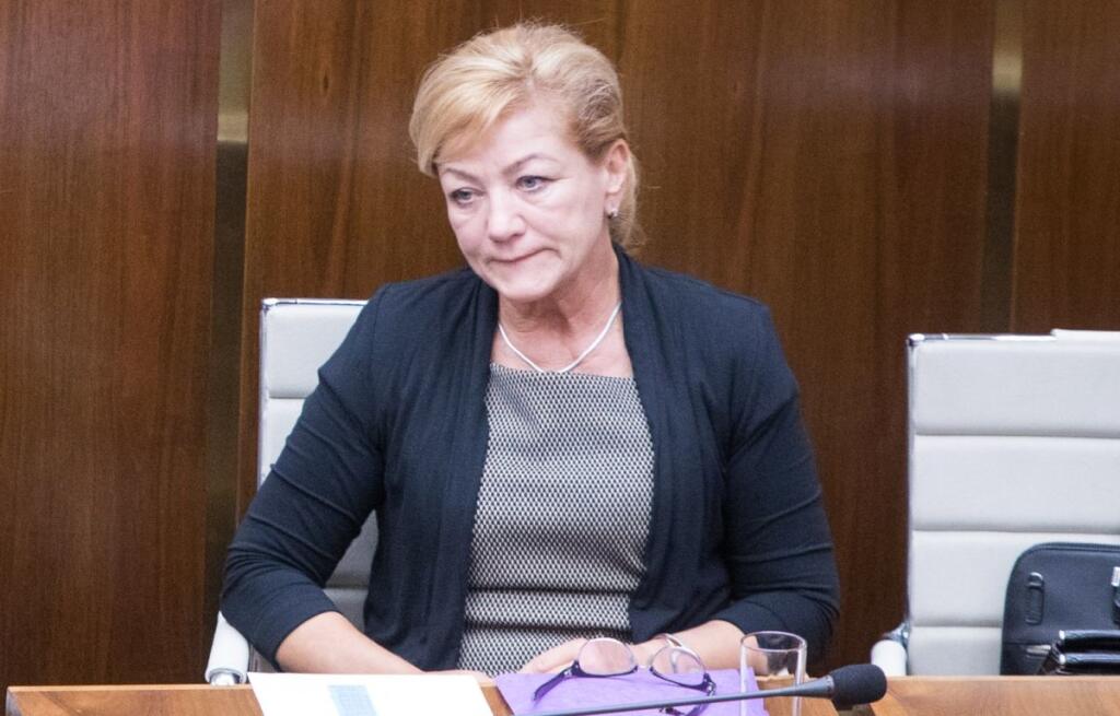 Laššáková vymenila šéfa služobného úradu, chystá sa stretnúť s autormi petície