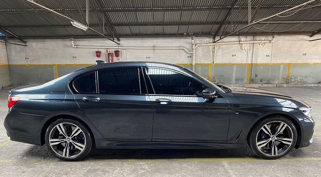 Pre záujemcov bude v dražbe aj Maradonovo BMW M4 vyrobené na mieru za 142-tisíc eur