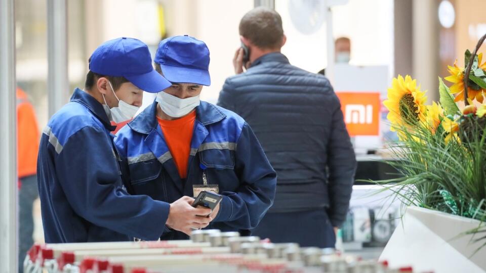 Aktuálne v Rusku: V utorok 28. septembra dosiahla krajina rekord v počte úmrtí na koronavírus. Od začiatku pandémie ich ešte nebolo viac ako 852 za jediný deň.