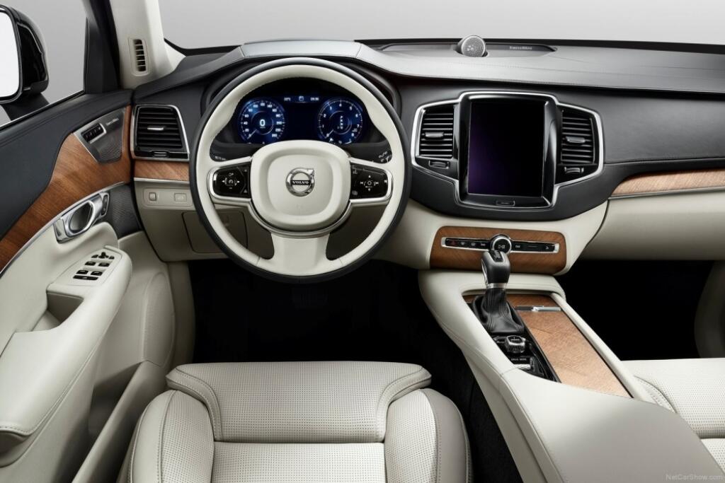 Volvo XC90 D5 AWD