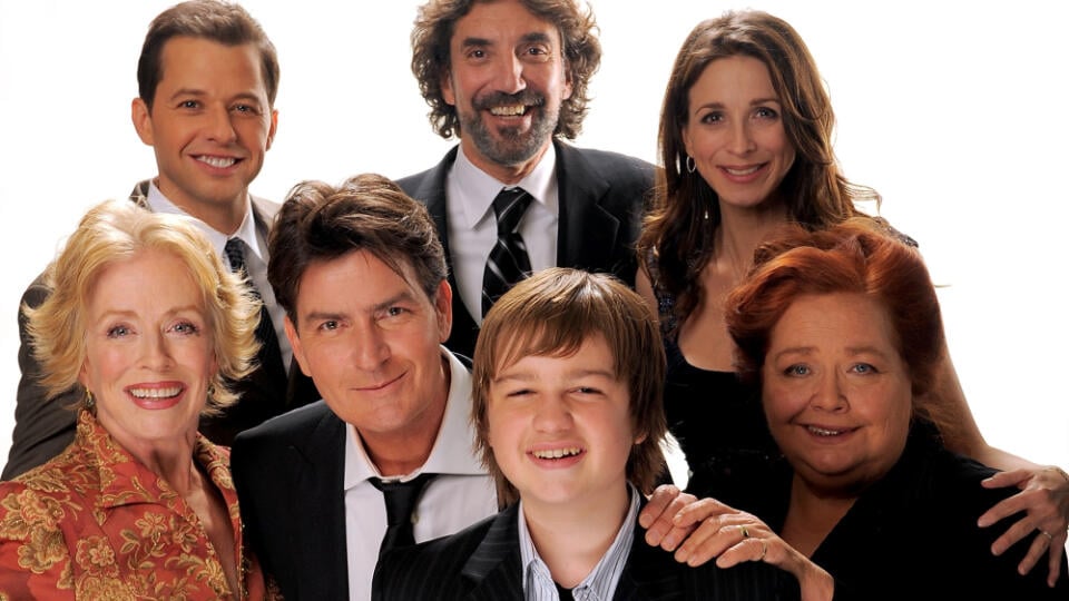 "Two and a Half Men" (L-R) Holland Taylor,Jon Cryer,Charlie Sheen, Chuck Lorre, Marin Hinkle,Angus T. Jones, and Conchata Ferrell pose for a portrait during the 35th Annual People's Choice Awards held at the Shrine Auditorium on January 7, 2009 in Los Angeles, California.  (Photo by Michael Caulfield/Getty Images for PCA)