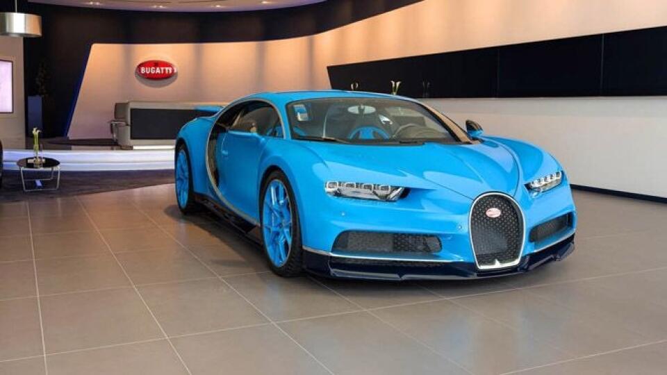 Showroom Bugatti v Dubaji