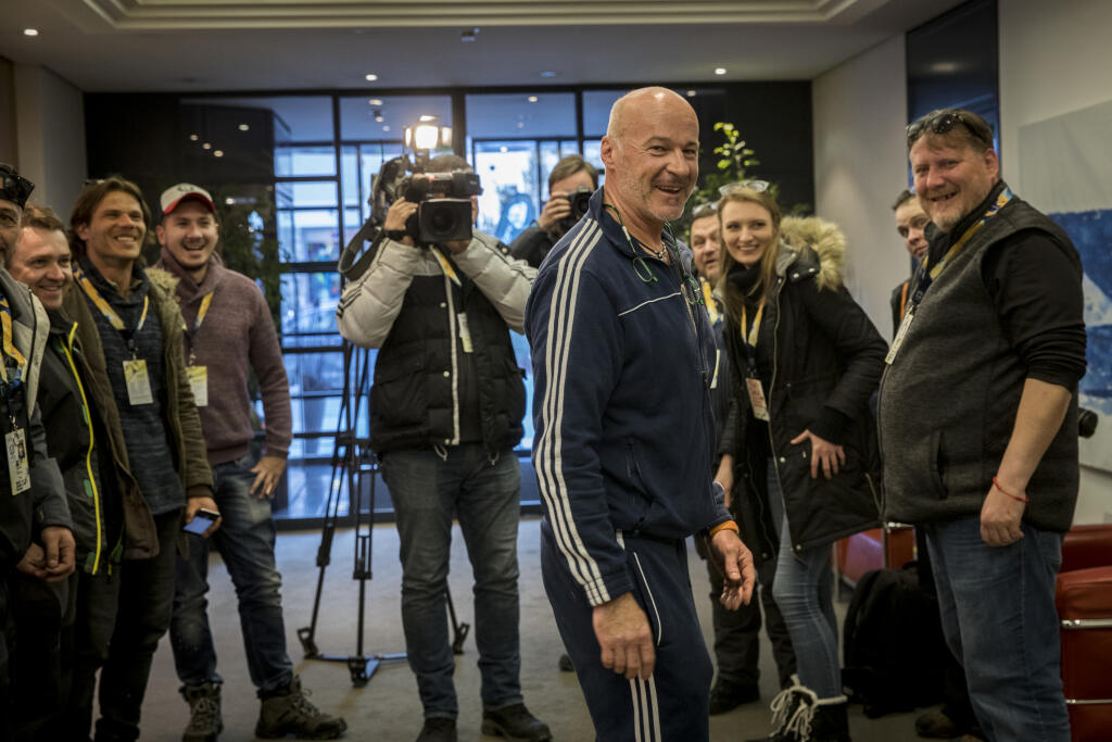 Timotej Zuzula si myslí, že Petra Vlhová nevyužíva svoj potenciál mimo svahov naplno.