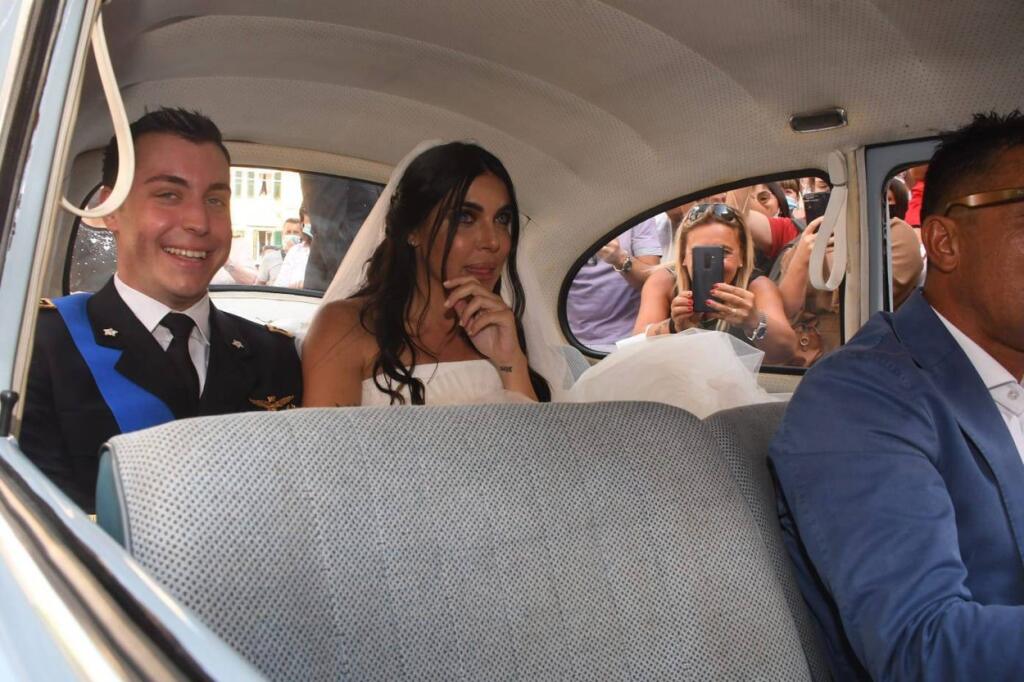 Hrdina Talianska Bernardeschi si zobral za manželku moderátorku Veronicu Ciardiovú. Bola z toho veľká slávnosť.
