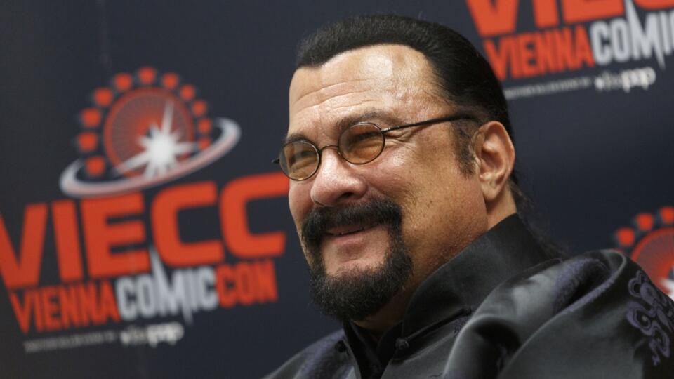 Steven Seagal bol hlavnou hviezdou popkultúrneho festivalu Comic Con vo Viedni.