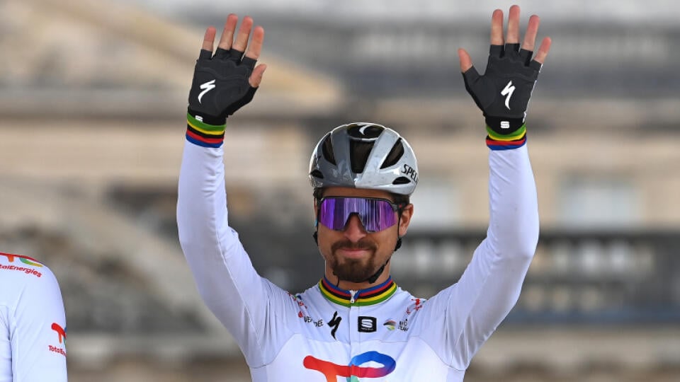 Sagan sa na Paríž - Roubaix predstavil poslednýkrát, no preteky po ťažkom páde nedokončil.