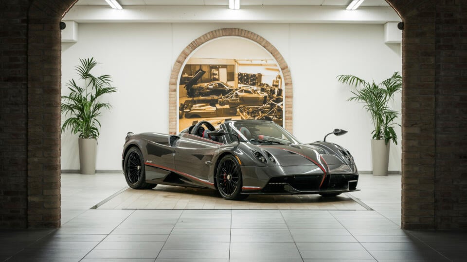 Pagani Huayra Roadster