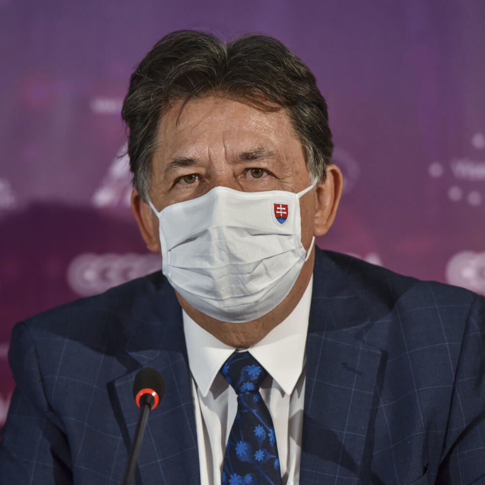 Na snímke minister životného prostredia SR Ján Budaj (OĽANO) počas tlačovej konferencie v rámci 14. ročníka Stredoeurópskej energetickej konferencie 28. septembra 2020 v Bratislave. FOTO TASR - Pavol Zachar