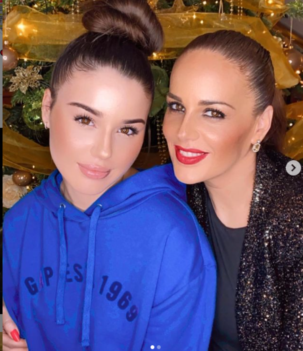 Karin Haydu pridala na Vianoce fotografiu so svojou dcérkou Vaneskou. Tá podoba vyráža dych!