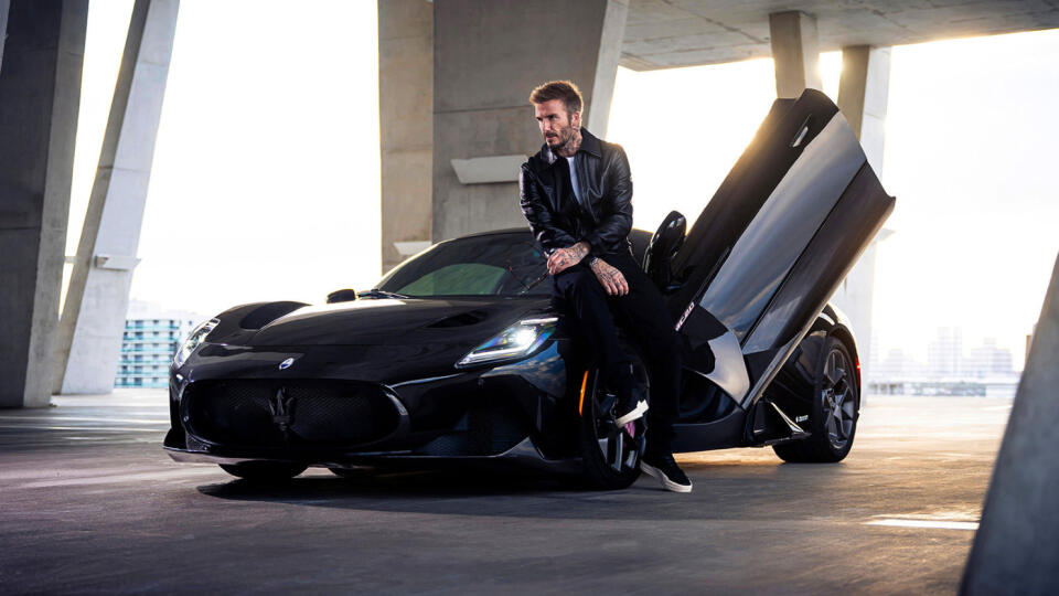 David Beckham sa stal automobilovým dizajnérom! Jeho prvým výtvorom je rovno Maserati MC20 Fuoriserie