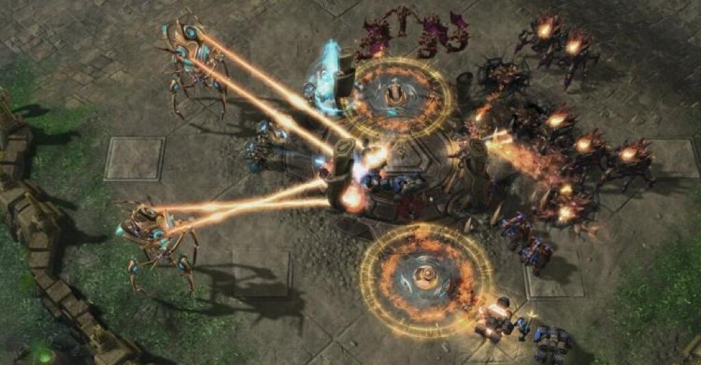 PC stratégie žijú: Starcraft II i Heroes VII sú v špičkovej forme
