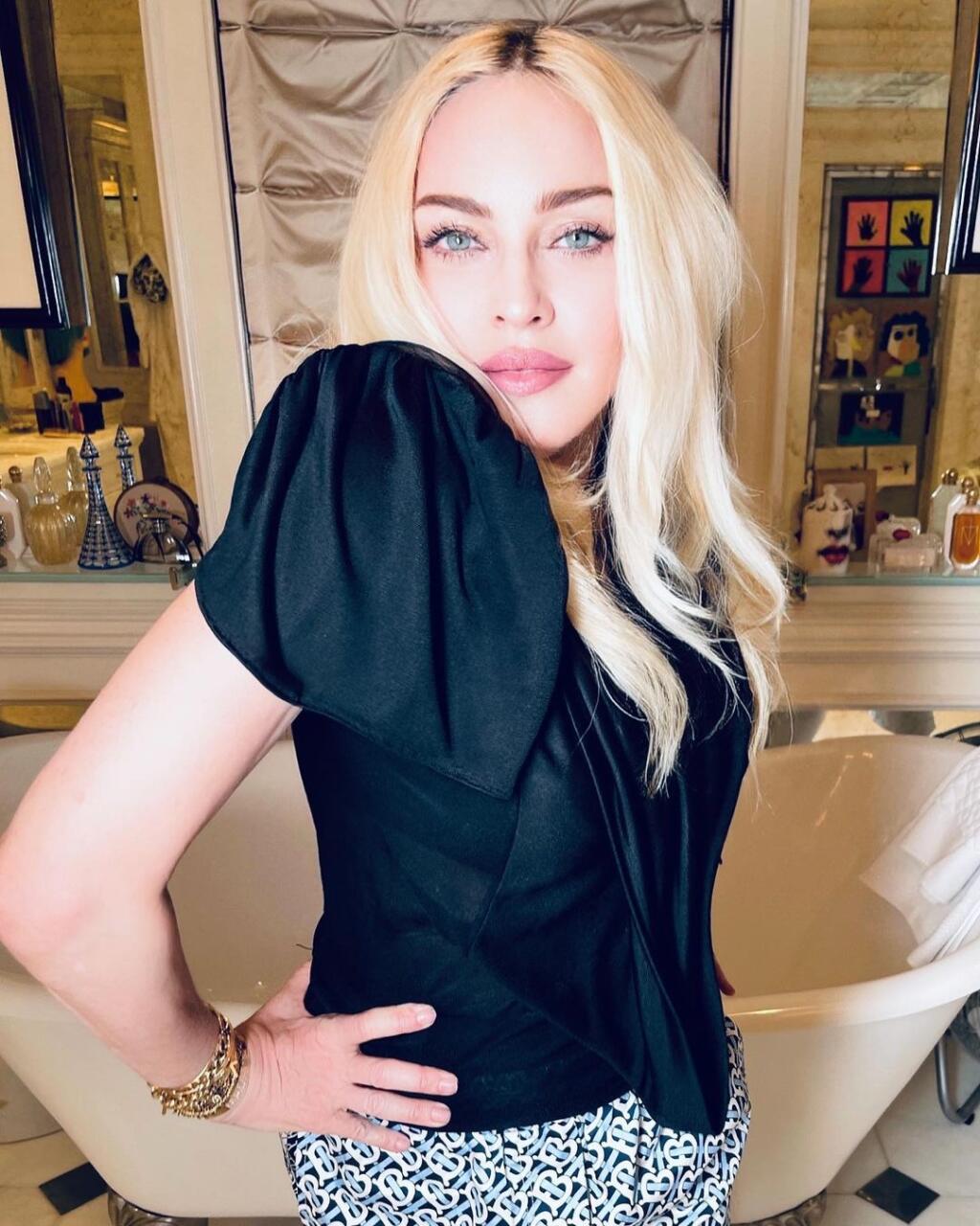 Madonna snáď mladne.
