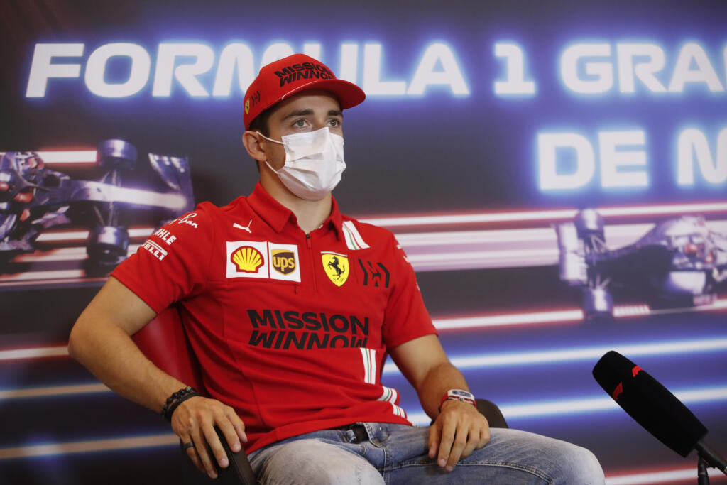 Monačan Charles Leclerc robí s vozom Ferrari, čo je v jeho silách.