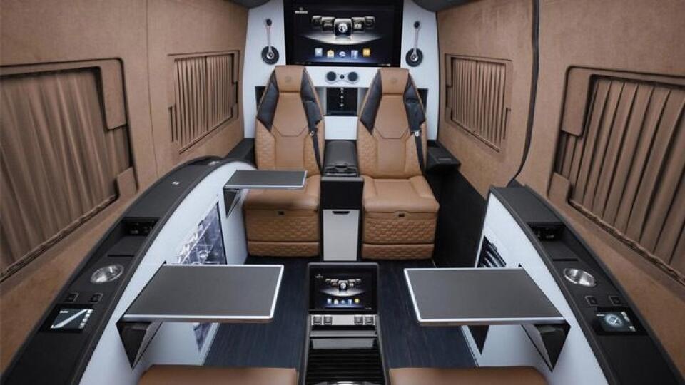 Mercedes-Benz Sprinter upravený na Brabus