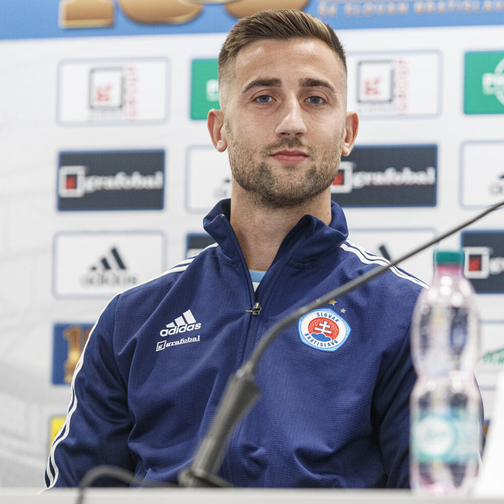 Andráž Šporár.