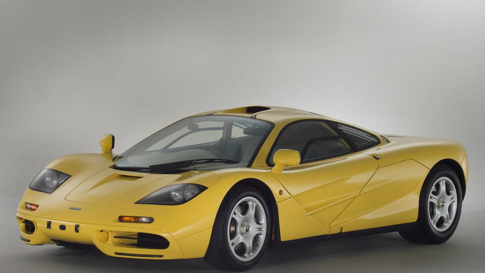 McLaren F1 v stave v akom opustil fabriku