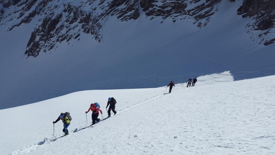 Rekreační skialpinisti si nevedeli prísť na meno so zjazdármi, všetko ale vyriešil lockdown.