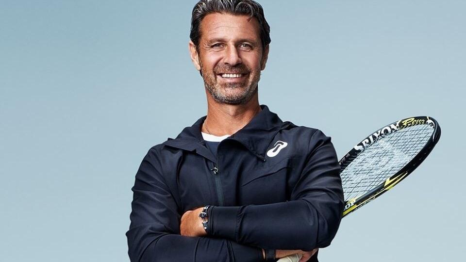 Patrick Mouratoglou (49) sa vyjadril ohľadom neschopnosti jeho zverenkyne Sereny Williamsovej (38) triumfovať, po návrate na kurty, v grandslamovom finále.