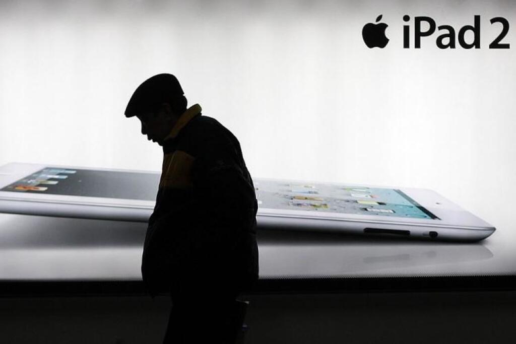 Taliani porazili Apple a urobili zo Steva Jobsa módnu značku