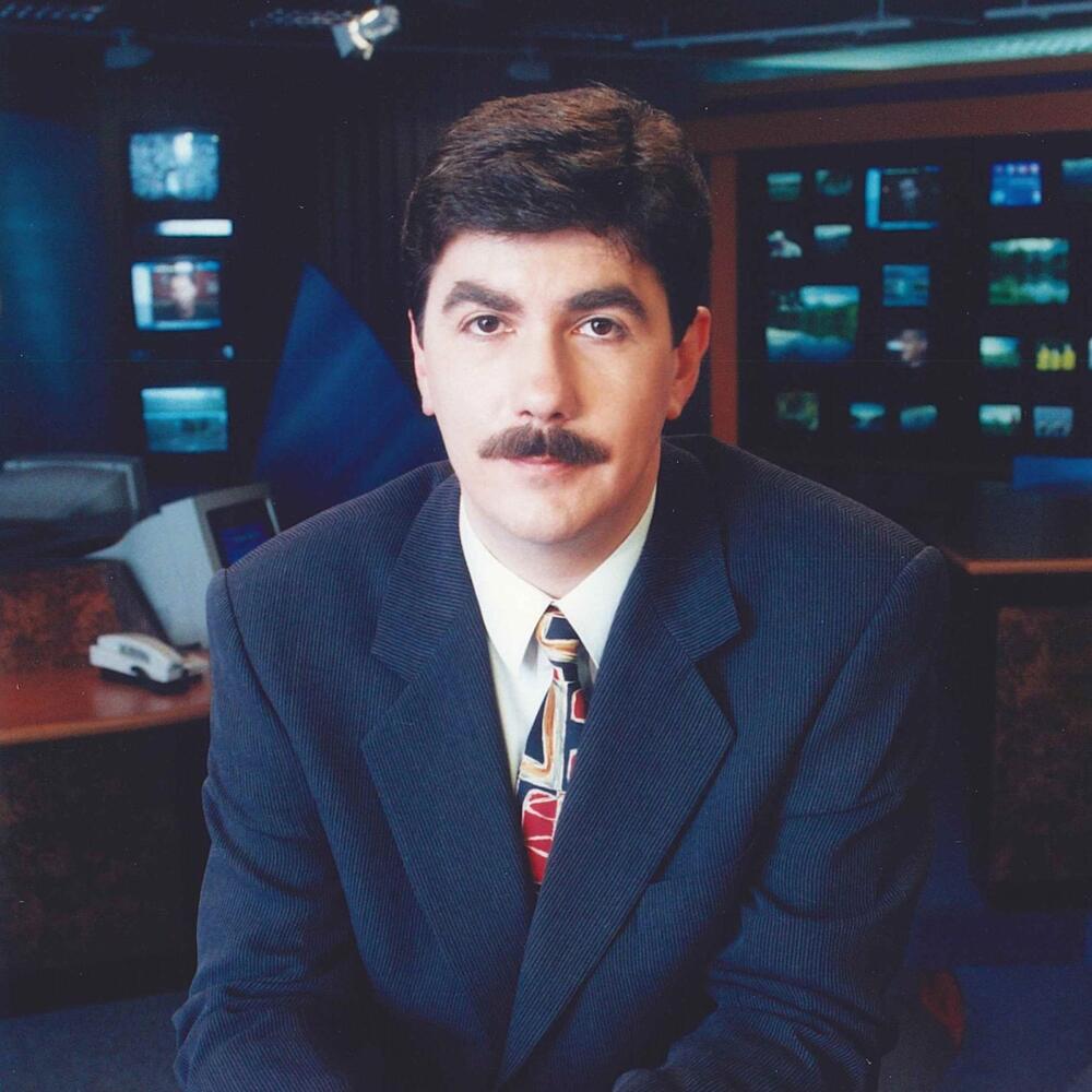 O bývalom generálnom riaditeľovi televízie Markíza Vladimírovi Repčíkovi, ktorý šéfoval v Záhorksje Bystric v období od roku 2000 do roku 2006, nebolo istý čas vôbec počuť. Naposledy sa postaral o poriadny rozruch v roku 2012, keď po škandalóznych faktúrach ohlásil odchod z funkcie šéfa Slovenského ochranného zväzu autorského. Za všetkým stál škandál, ktorý odštartovala 65-eurová faktúra vystavená obci Heľpa za to, že deti kráčali na fašiangy dedinou a spievali ľudové piesne. Podobná faktúra prišla aj obci Pohorelá za akcie k Dňu matiek a Mikulášovi. V roku 2013 sa vrátil do televíznej brandže, keď figuroval v projekte novej slovenskej televízie Madam. V auguste 2016 zasadol opäť do kresla markizáckych Televíznych novín. Išlo však len o jednorázovú akciu, keď pri príležitosti okrúhlych 20. narodenín televízie moderoval televízne noviny spolu so svojou bývalou parťáčkou Andreou Vadkerti.