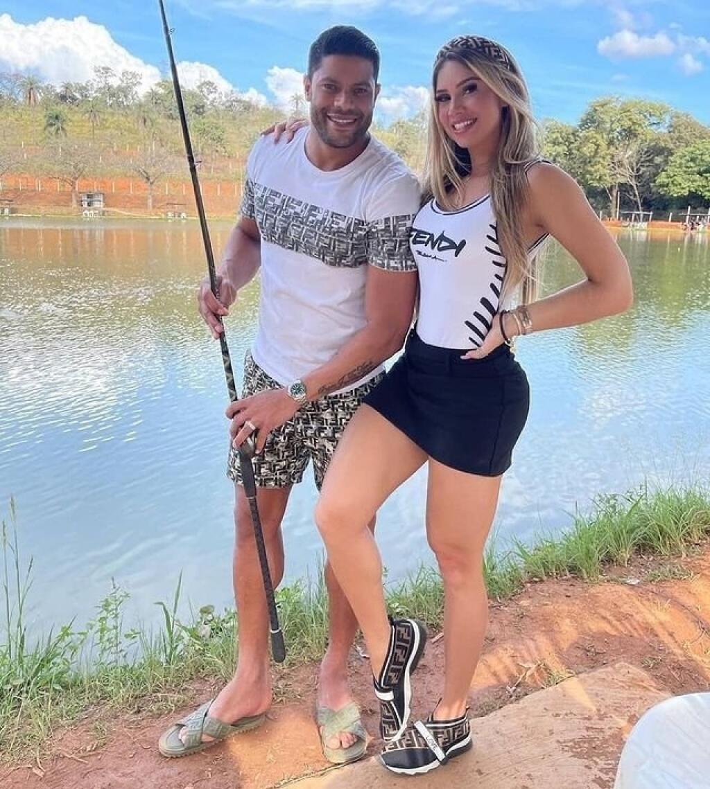 Futbalista Hulk tvorí s neterou svojej exmanželky pár už niekoľko rokokov a dokonca sú aj manželia.